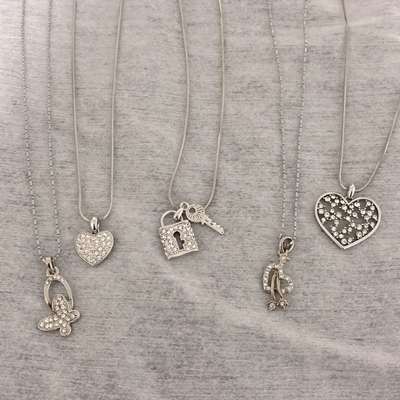 Lot: Silver Necklaces - Picture 1 of 4